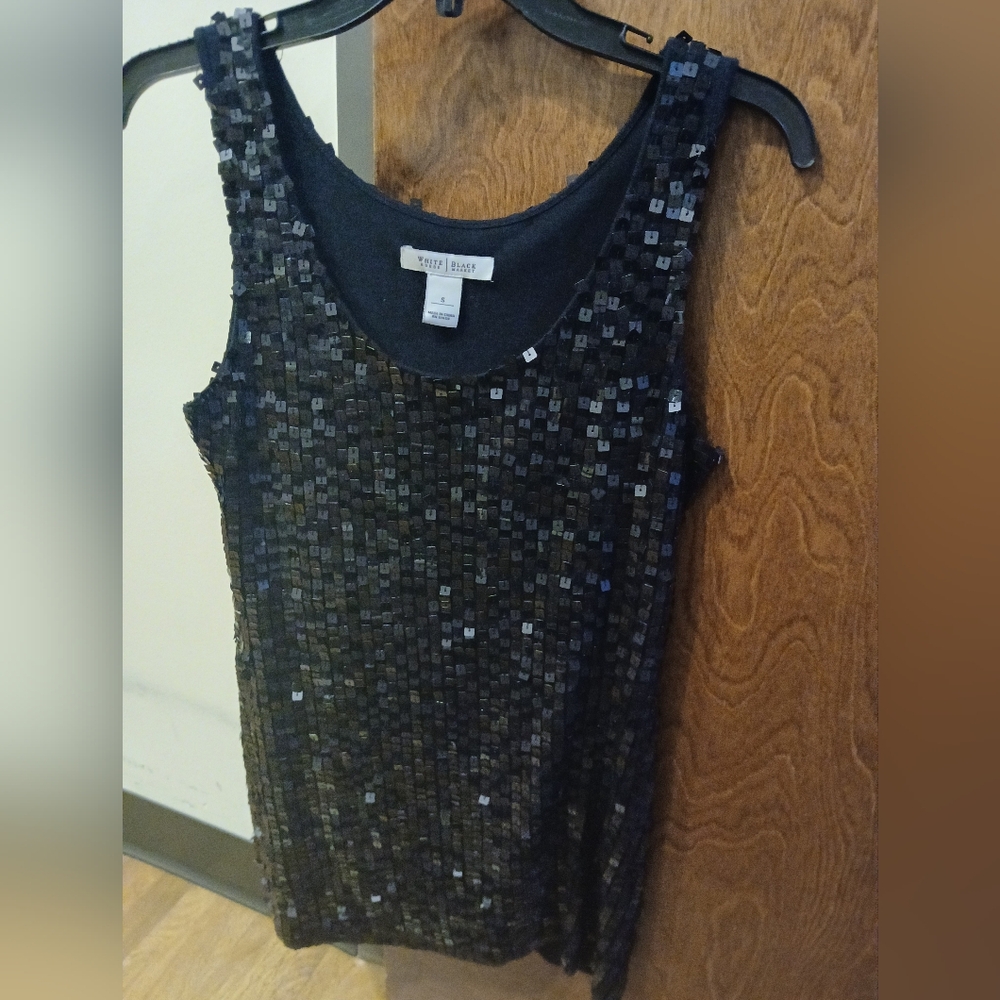 NWOT/ WHITE HOUSE BLACK MARKET square sequin tank top